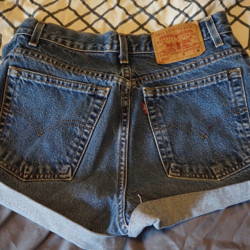 550 Levi's Cut-off Jean Shorts